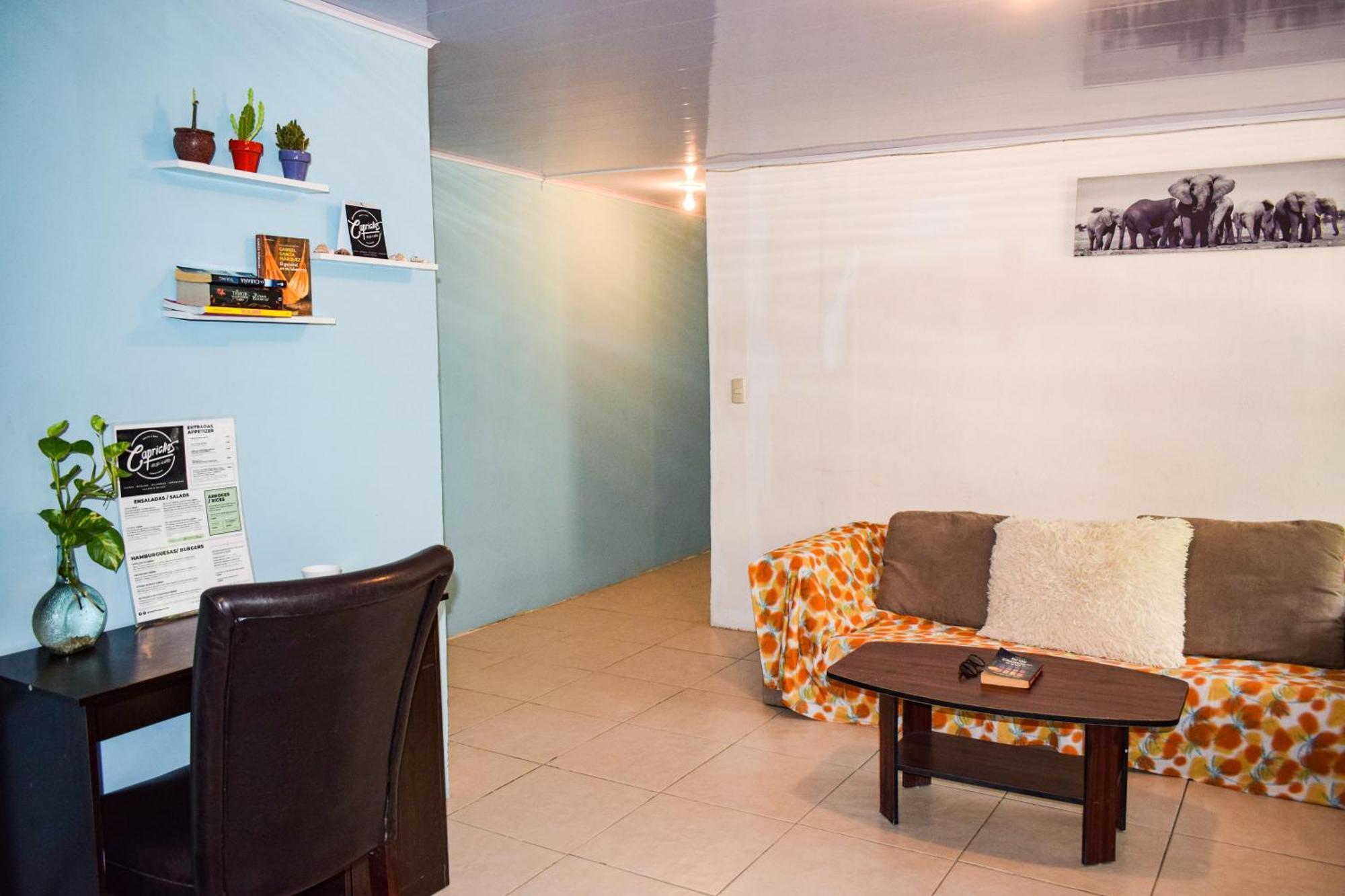 Caprichos Rooms Tamarindo Bagian luar foto